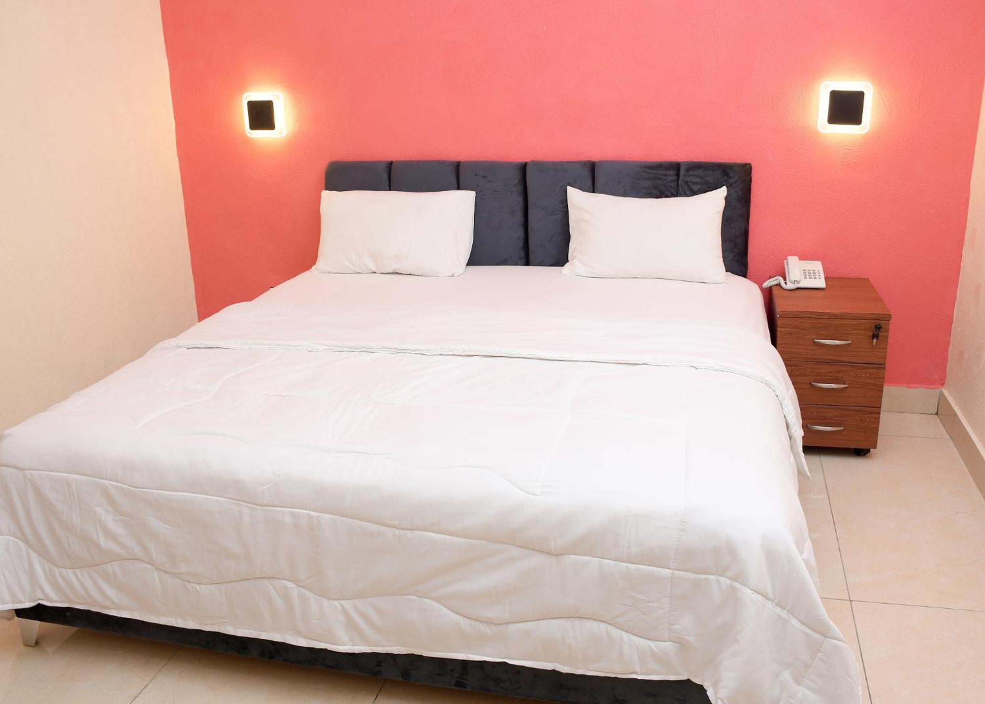 Hotel Mavilla Cotonou Eksteriør bilde