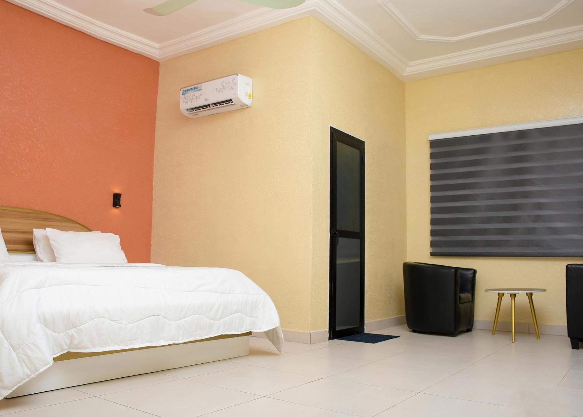 Hotel Mavilla Cotonou Eksteriør bilde