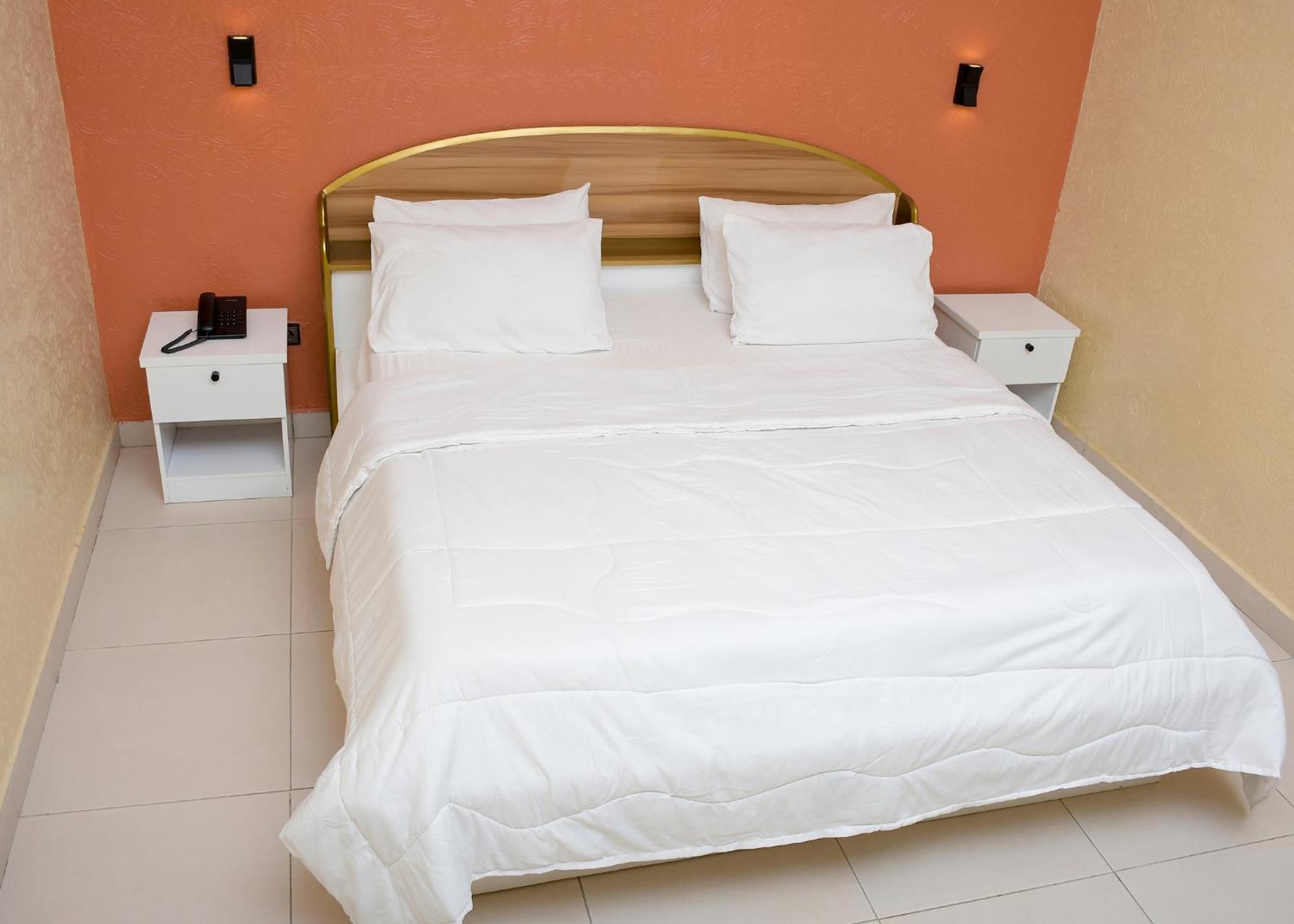 Hotel Mavilla Cotonou Eksteriør bilde