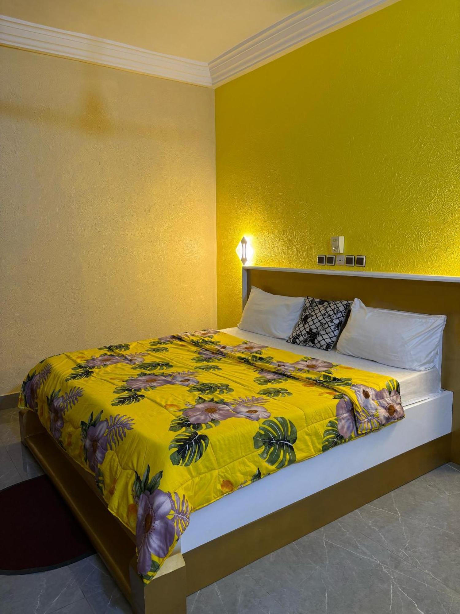 Hotel Mavilla Cotonou Eksteriør bilde